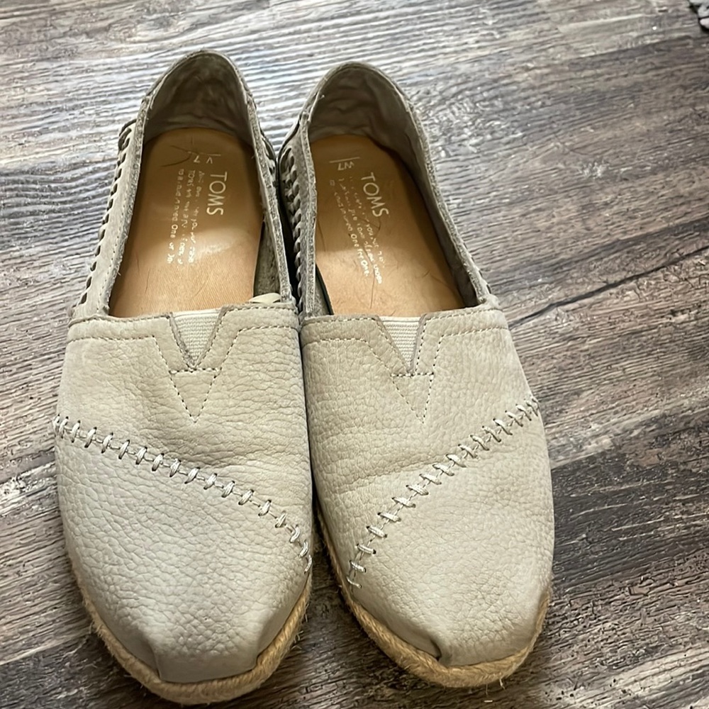 Toms leather slip on